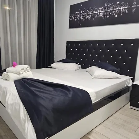 Apartment Alezzi Glamour In Pool & Mamaia Nord *